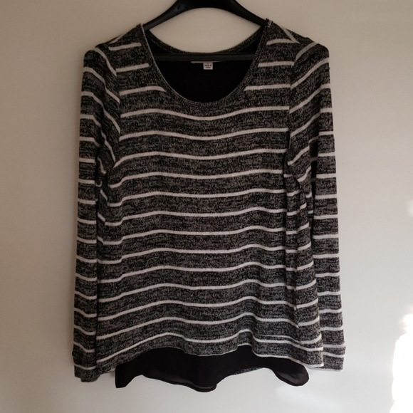 Larry Levine Split Back Striped Sweater - Picture 1 of 7